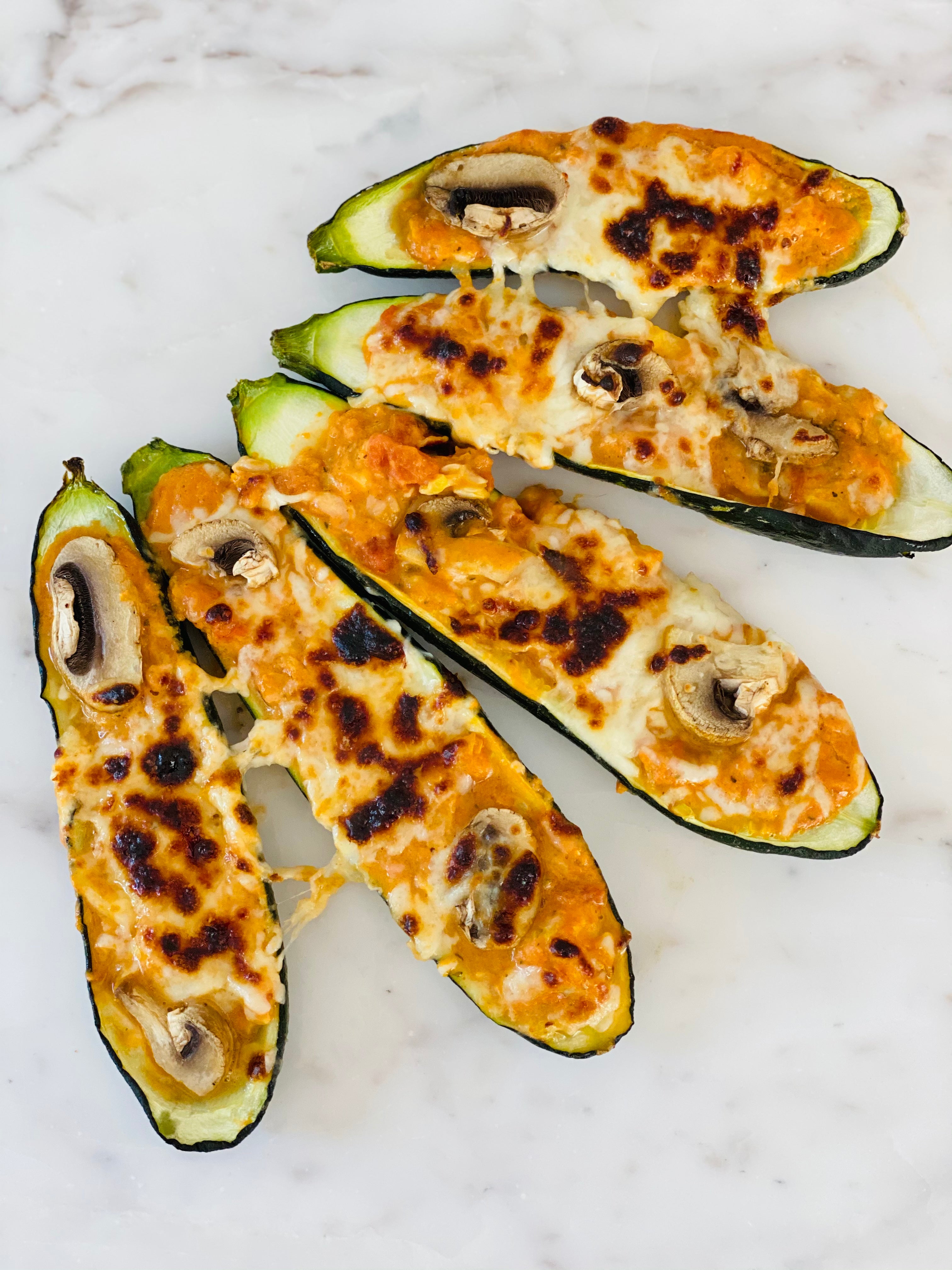 Zucchini pizza boats