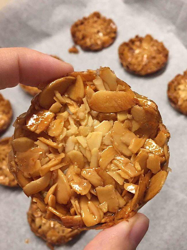 Shaved Almond bites